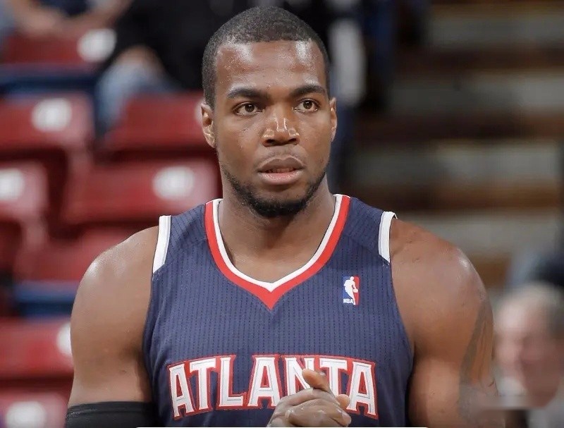 包含爵士血洗德国男篮，米尔萨普送出助攻的词条