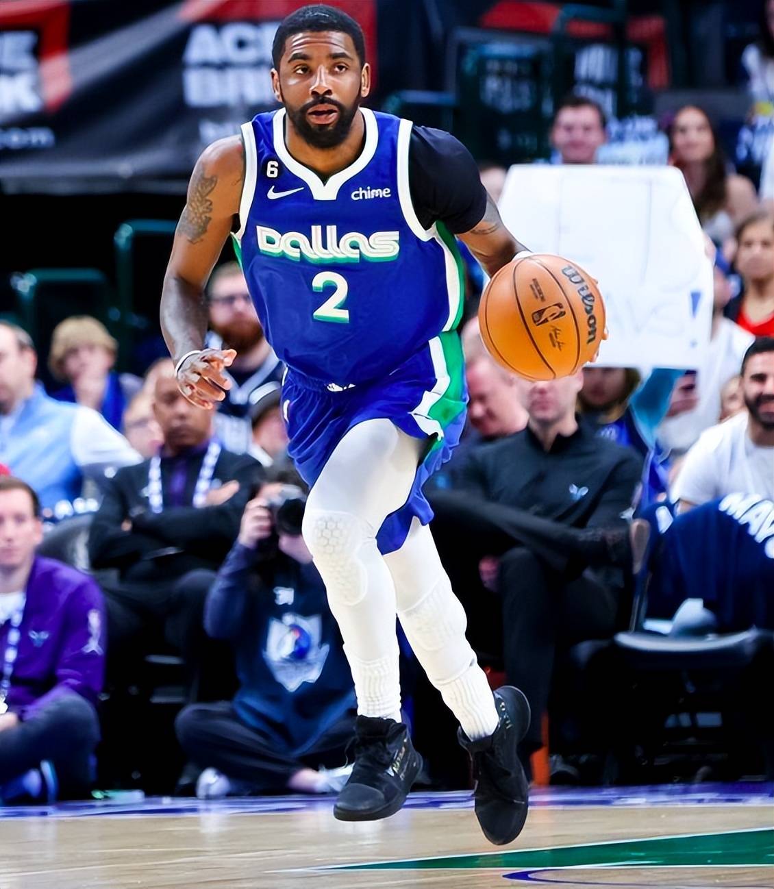 鹈鹕鏖战山西队,欧文惊艳四座 鹈鹕鏖战山西队,欧文惊艳四座