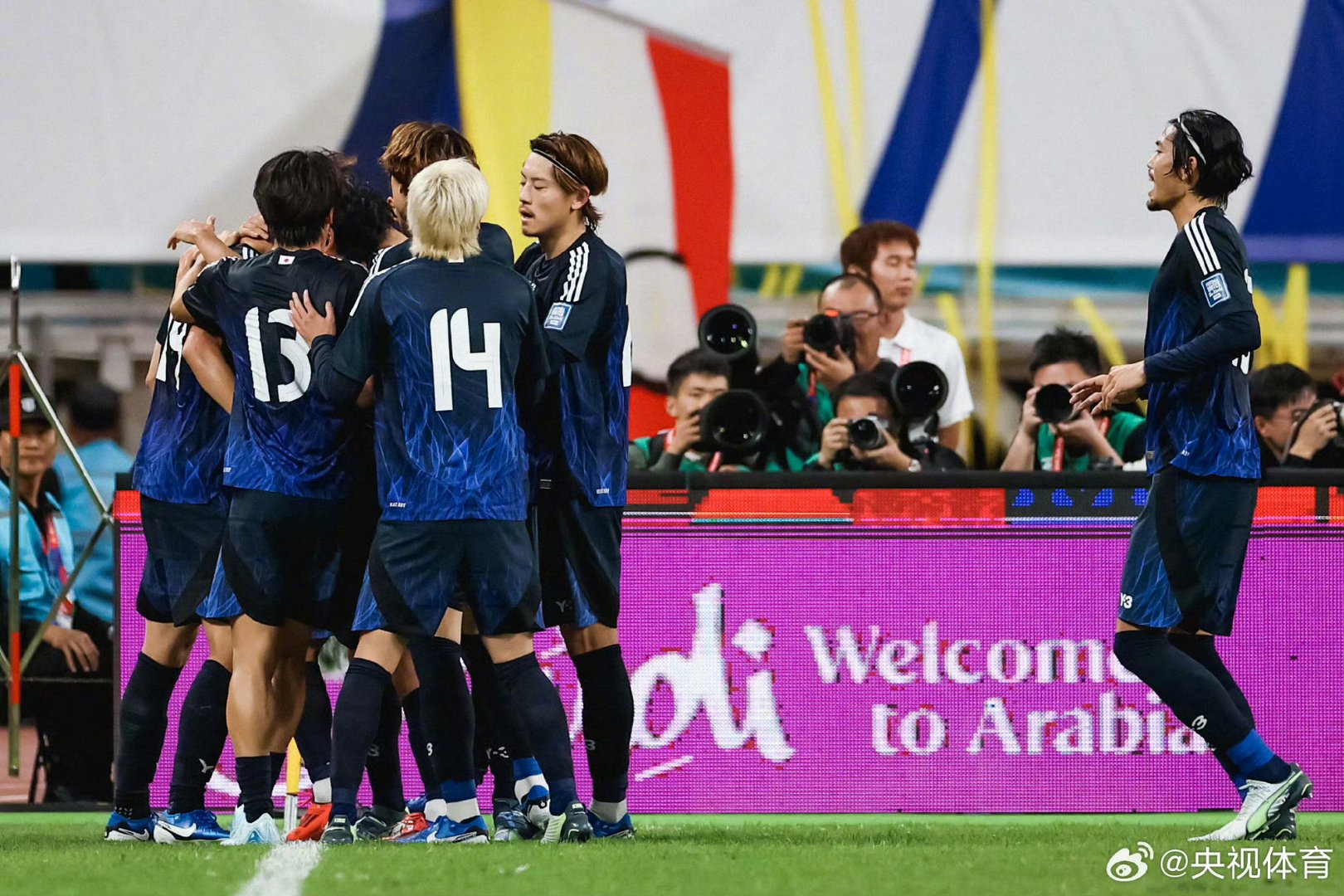 日本队轻取韩国队,郑思维高光表现 日本队轻取韩国队,郑思维高光表现