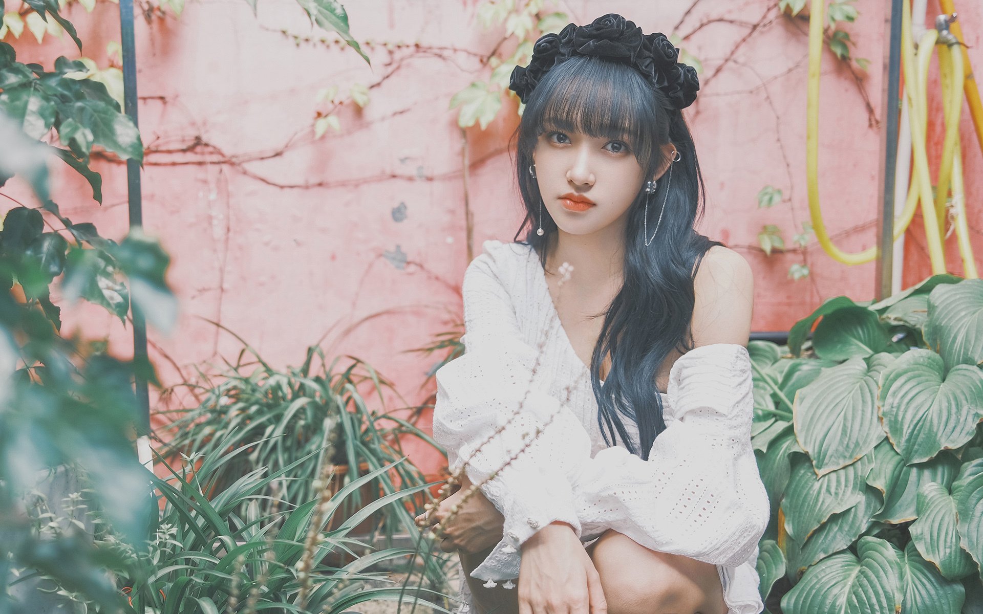 德甲争冠战之夜,奥斯梅恩稳定输出,不掉线助球队登顶